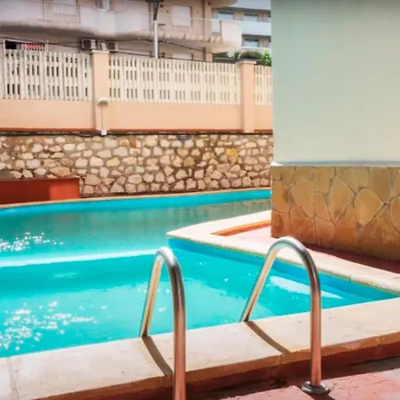 Aura In Renovated With Air Condition