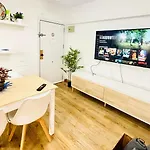 Aura In Renovated With Air Condition *