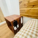 Apartment Aura In Renovated With Air Condition